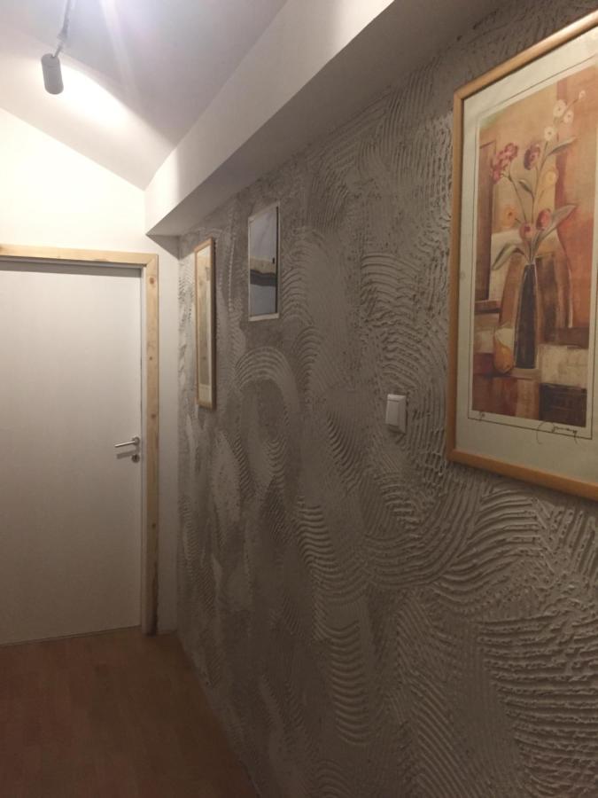 Central Apartment Pristina Exterior photo