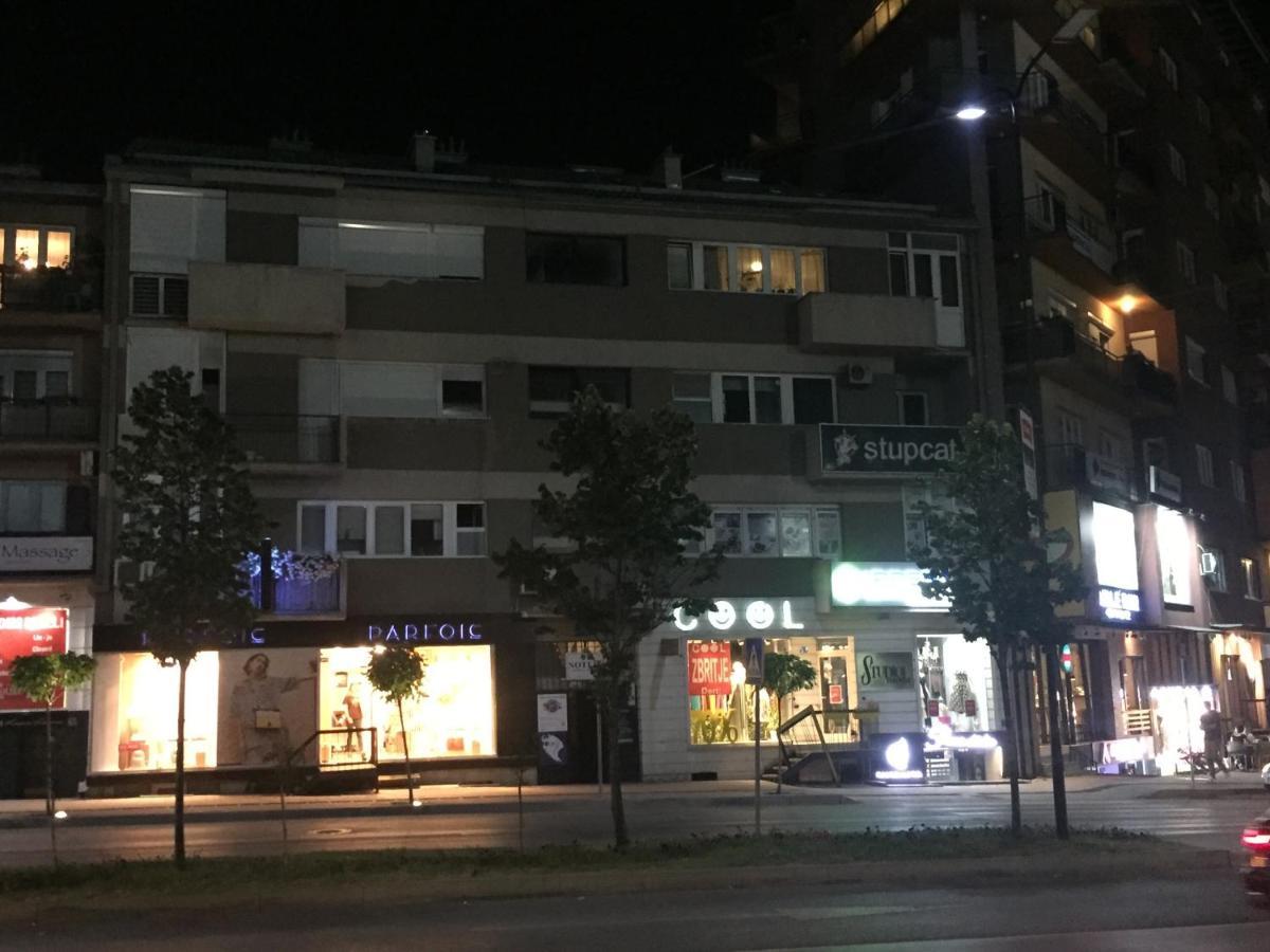 Central Apartment Pristina Exterior photo